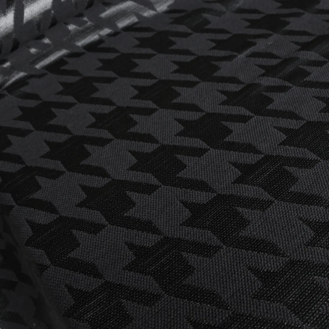 Remnant of Christie Nero Houndstooth