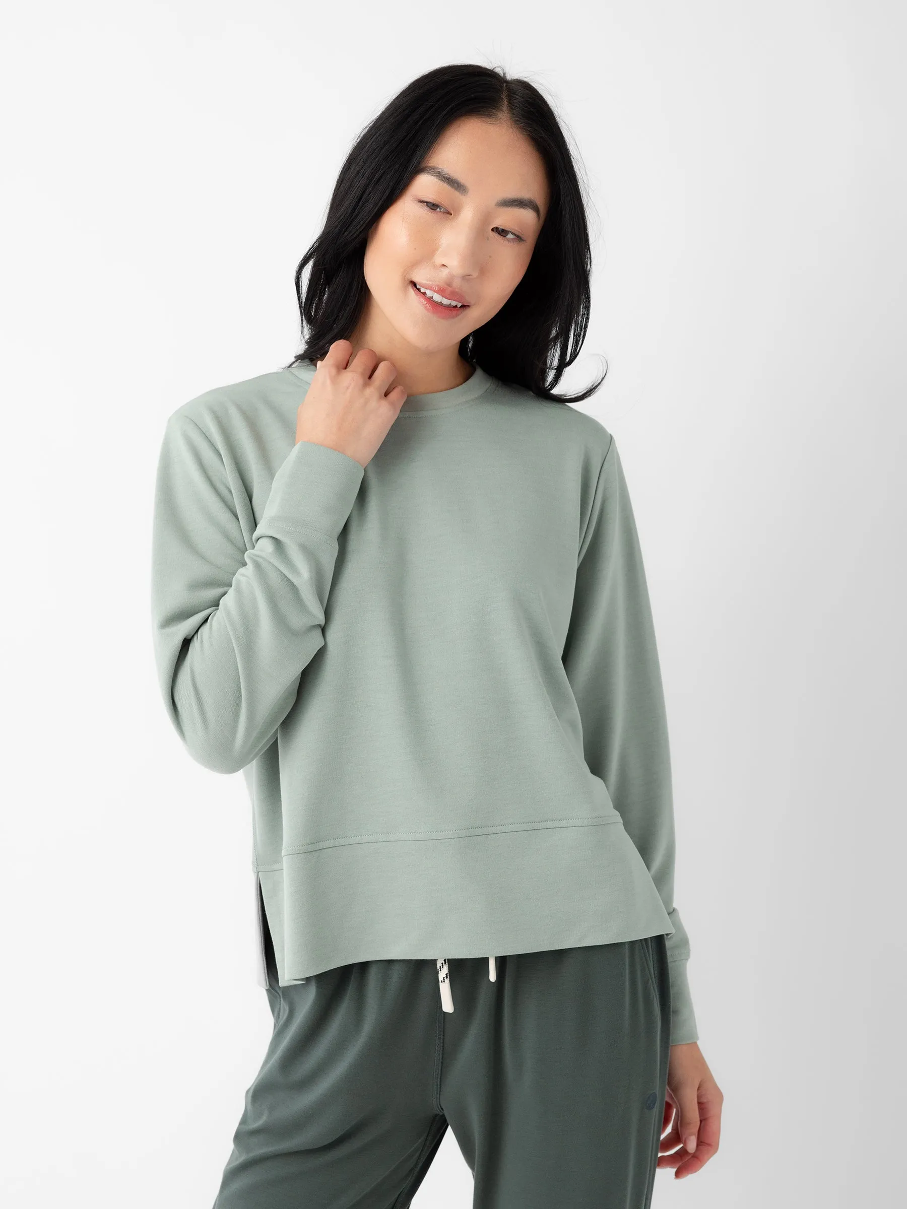 Women's StudioLite Crewneck